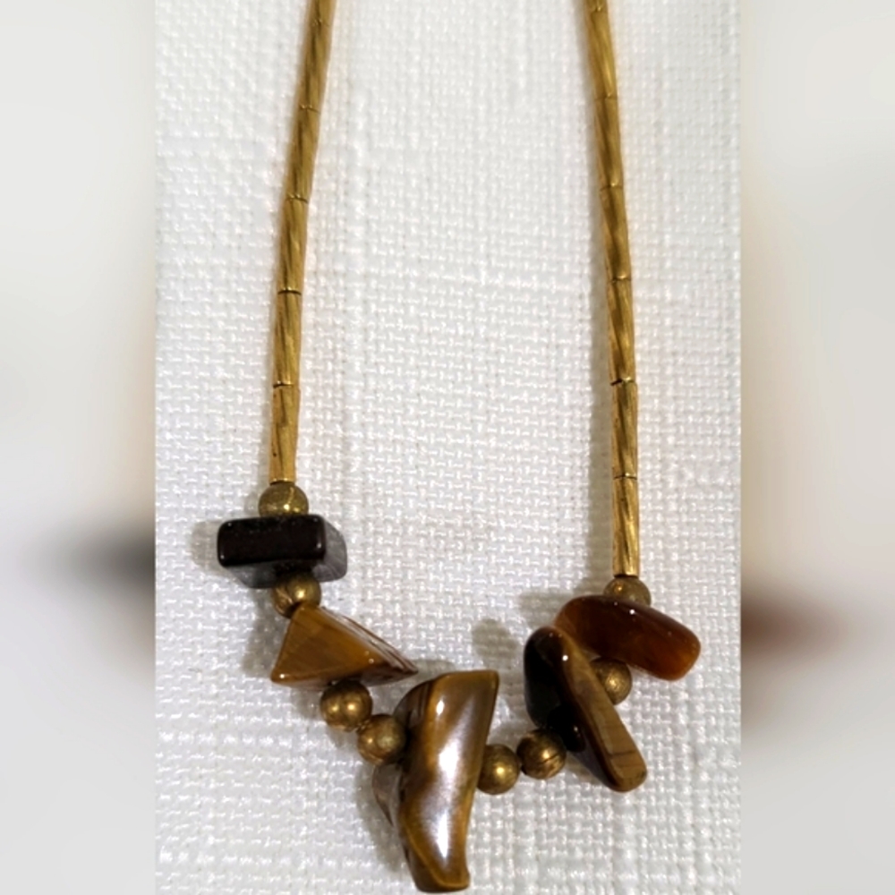 Vintage tigers eye with beads, gold plated, barrel clasp necklace‎
